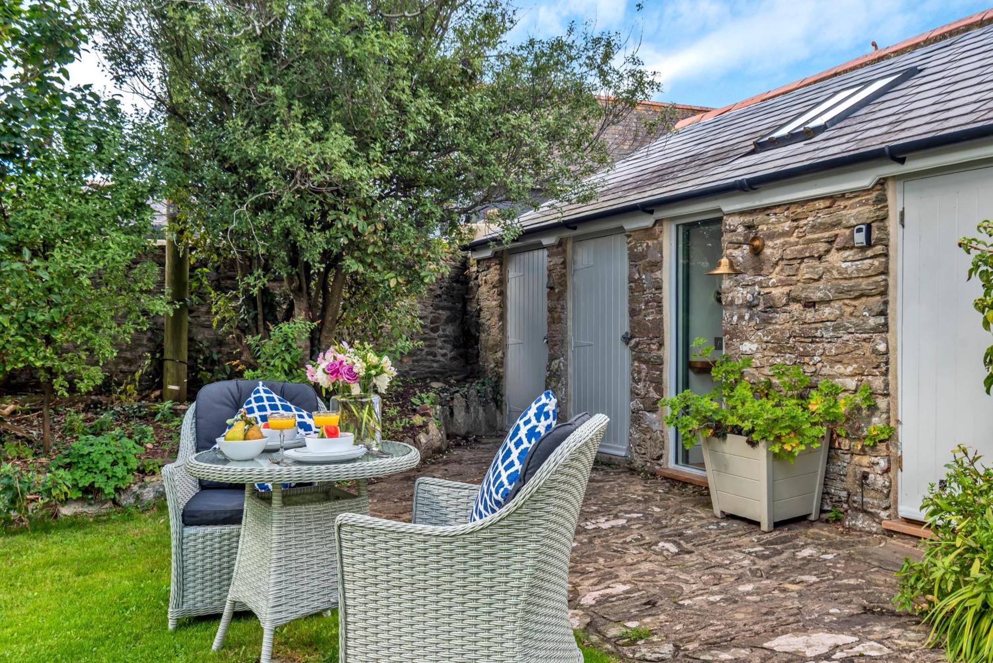 The Secret Garden Malborough Exterior foto